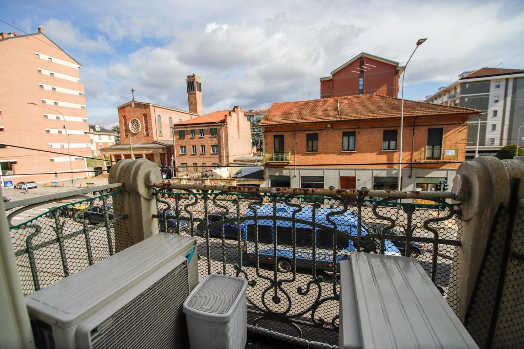 Appartamento Casa Nizza - Metro Lingotto Fiere - Inalpi Arena ตูริน ภายนอก รูปภาพ